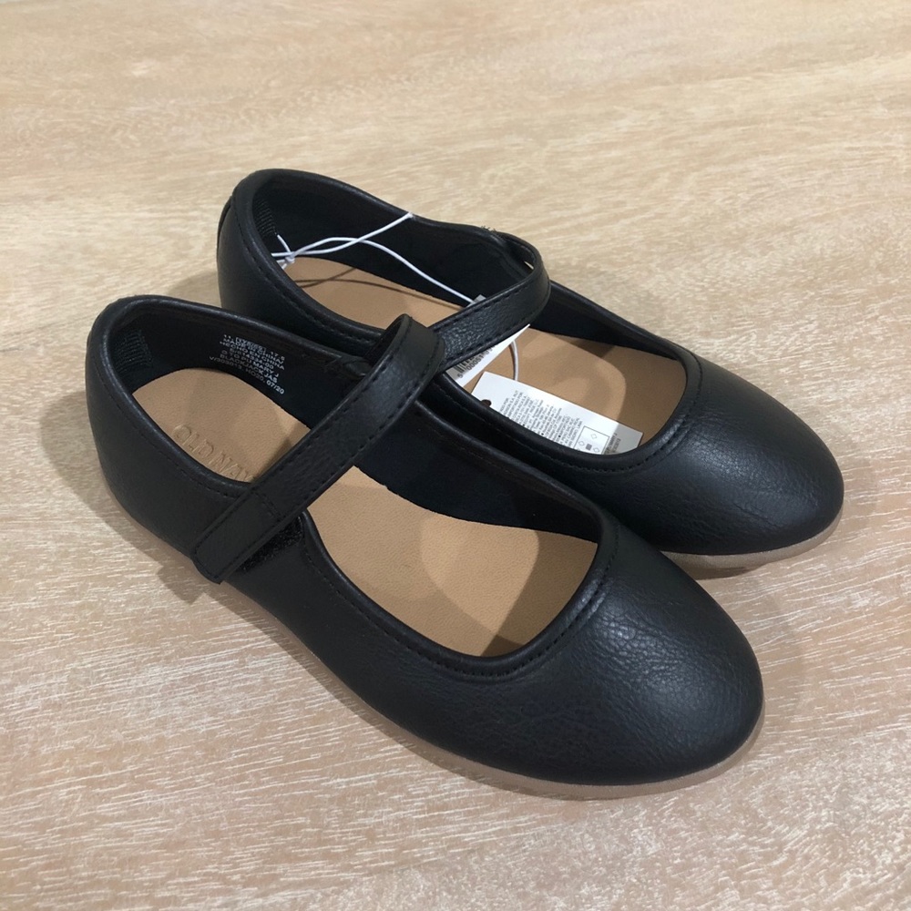 NWT Ballet Flats